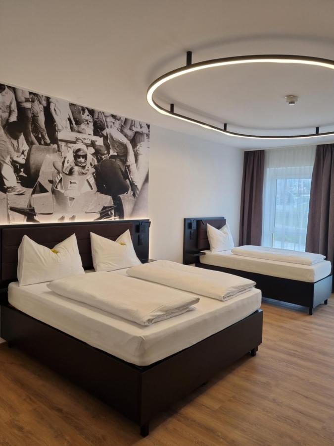 Ringrast Das Erlebnishotel Beim Red Bull Ring Spielberg Bei Knittelfeld Exteriör bild