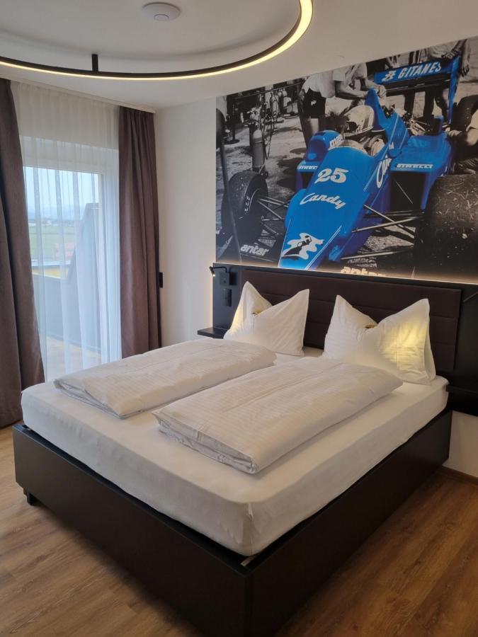 Ringrast Das Erlebnishotel Beim Red Bull Ring Spielberg Bei Knittelfeld Exteriör bild